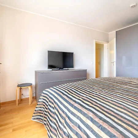 Beautiful 3-room In Laatzen Near Messe 아파트 *