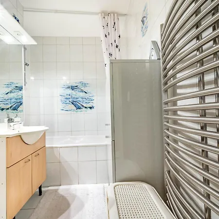 Beautiful 3-room In Laatzen Near Messe