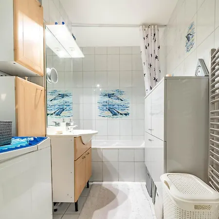 아파트 Beautiful 3-room In Laatzen Near Messe 하노버