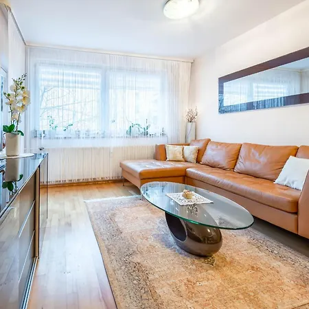 Beautiful 3-room In Laatzen Near Messe Hannover