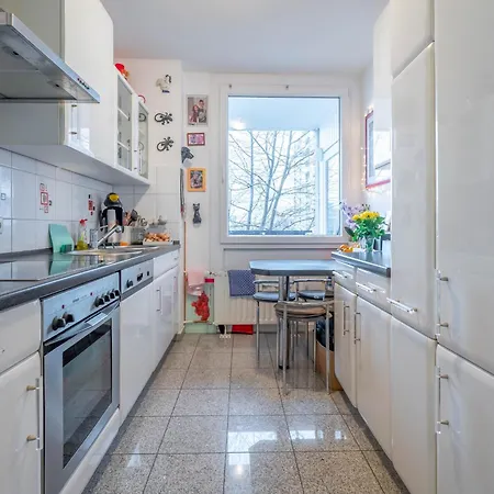 Beautiful 3-room In Laatzen Near Messe Hannover